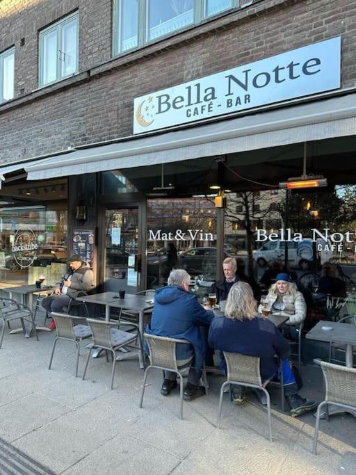 Med Takterasse & Gratis Egen Parkering Appartement *