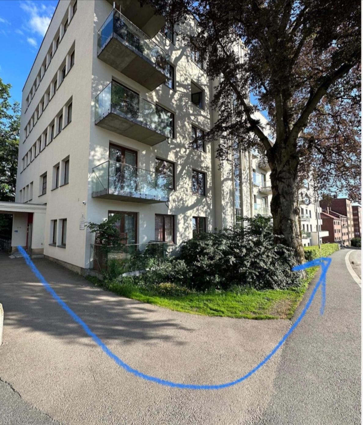 Med Takterasse & Gratis Egen Parkering *